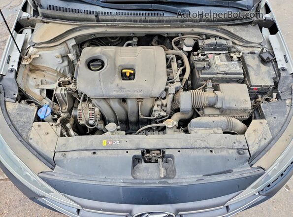 5NPD84LF6LH504738 2020 HYUNDAI ELANTRA Silver Widok wnętrza z tyłu