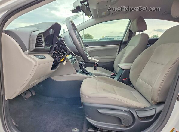 5NPD84LF6LH504738 2020 HYUNDAI ELANTRA Silver Widok wnętrza z przodu