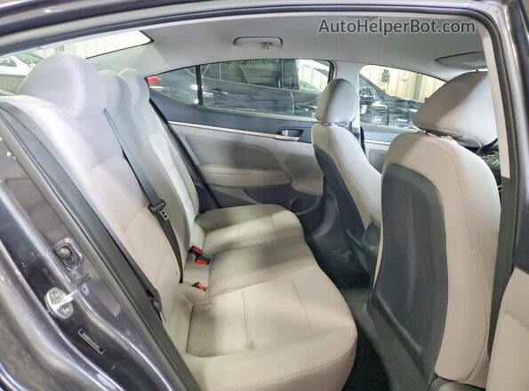 5NPD84LF6LH576362 2020 HYUNDAI ELANTRA Gray Rear seats view