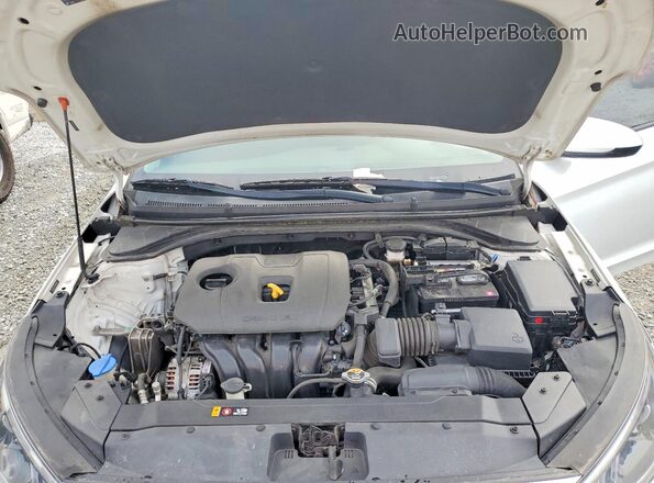 5NPD84LF6LH626709 2020 HYUNDAI ELANTRA White Rear interior view