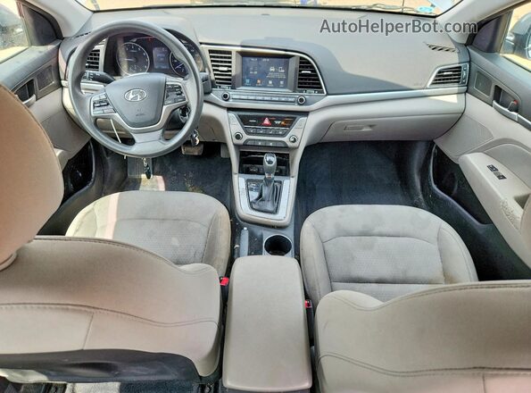 5NPD84LF7HH005695 2017 HYUNDAI ELANTRA Серебряный Вид панели приборов