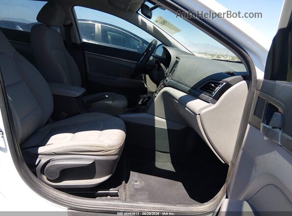5NPD84LF7HH043282 2017 HYUNDAI ELANTRA White Vista interior delantera