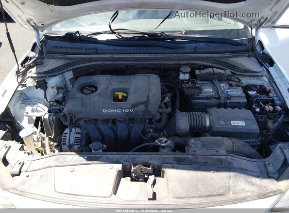 5NPD84LF7HH043282 2017 HYUNDAI ELANTRA White Vista trasera
