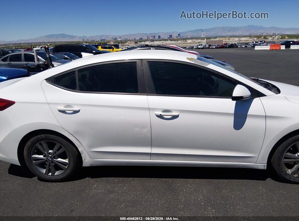 5NPD84LF7HH043282 2017 HYUNDAI ELANTRA White Vista interior trasera