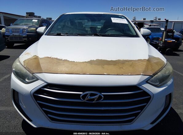5NPD84LF7HH043282 2017 HYUNDAI ELANTRA White Vista del cuadro de instrumentos