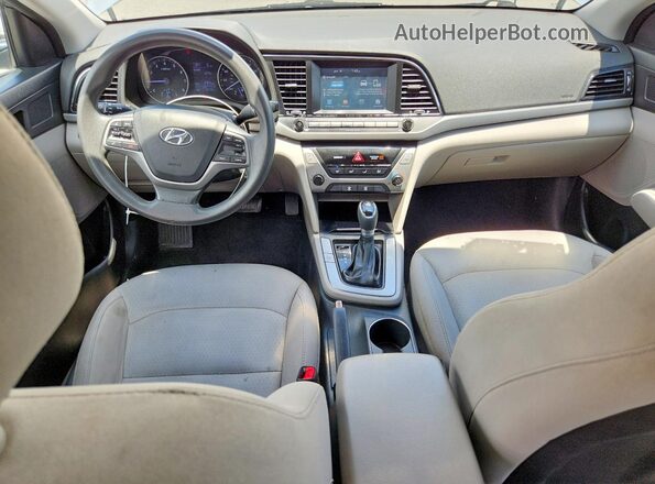 5NPD84LF7HH145228 2017 HYUNDAI ELANTRA Silver Dashboard view