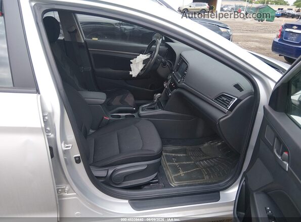 5NPD84LF7HH171828 2017 HYUNDAI ELANTRA Silver Front interior view