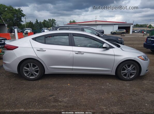 5NPD84LF7HH171828 2017 HYUNDAI ELANTRA Silver Rear interior view