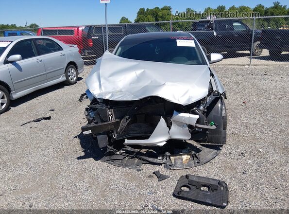 5NPD84LF7JH339599 2018 HYUNDAI ELANTRA Серебряный Вид задней части салона