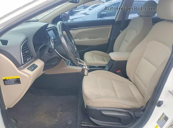 5NPD84LF7JH354104 2018 HYUNDAI ELANTRA White Vista interior delantera