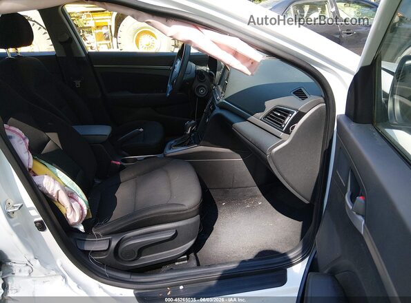 5NPD84LF7JH363546 2018 HYUNDAI ELANTRA White Սալոնի դիմացի տեսք