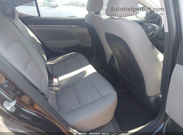5NPD84LF7JH366270 2018 HYUNDAI ELANTRA Black Widok naklejki z numerem VIN