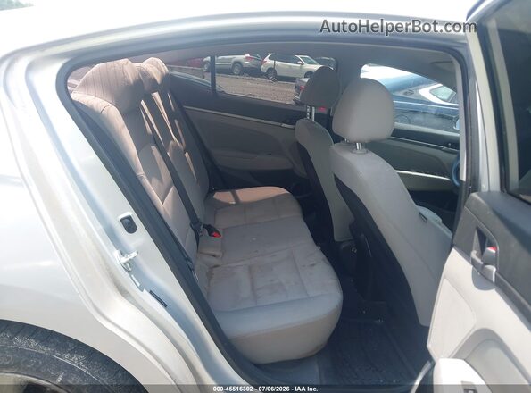 5NPD84LF7JH374966 2018 HYUNDAI ELANTRA Silver VIN sticker view