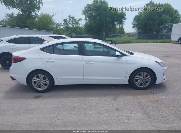 5NPD84LF7KH422242 2019 HYUNDAI ELANTRA White Vista interior trasera