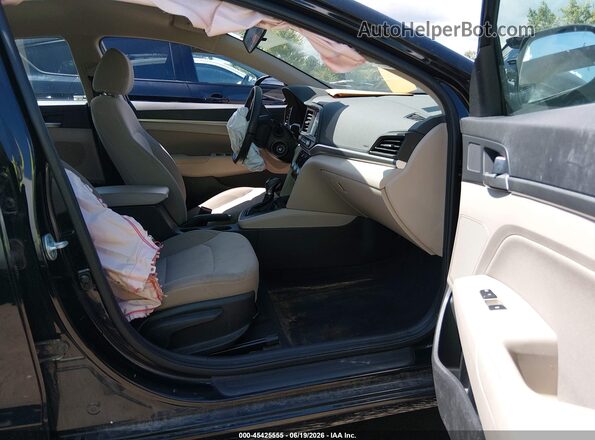 5NPD84LF7LH546089 2020 HYUNDAI ELANTRA Black Вид салону спереду