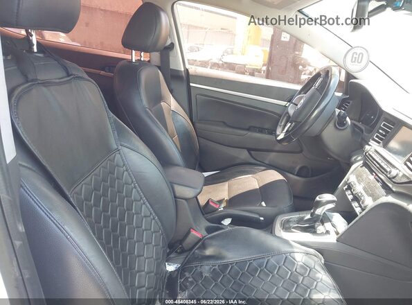 5NPD84LF7LH576466 2020 HYUNDAI ELANTRA White Vista interior delantera