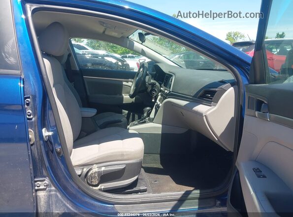 5NPD84LF7LH583238 2020 HYUNDAI ELANTRA Синий Вид салона спереди
