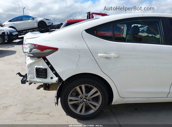 5NPD84LF8HH006788 2017 HYUNDAI ELANTRA White 
