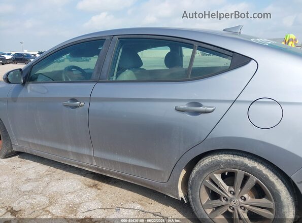 5NPD84LF8HH022585 2017 HYUNDAI ELANTRA Gray Вид задньої частини салону
