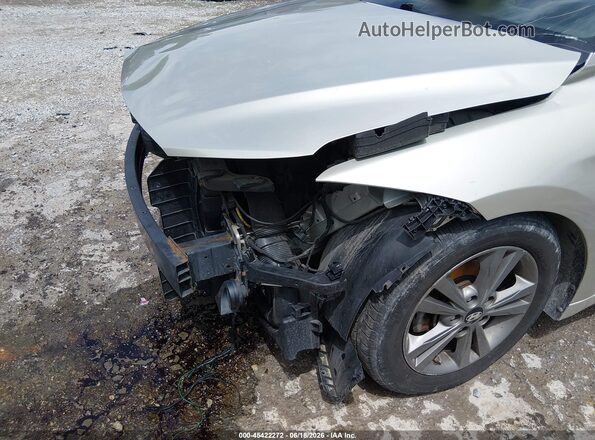 5NPD84LF8HH037412 2017 HYUNDAI ELANTRA Gold Սալոնի դիմացի տեսք