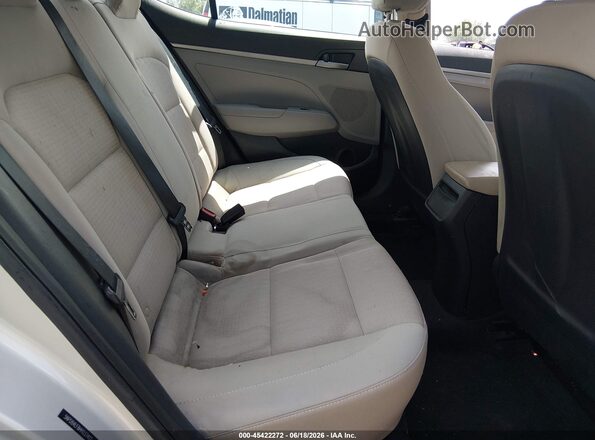 5NPD84LF8HH037412 2017 HYUNDAI ELANTRA Gold Հետևի նստատեղերի տեսք