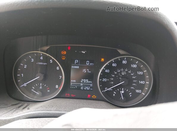 5NPD84LF8HH037412 2017 HYUNDAI ELANTRA Gold Դիմացի տեսք