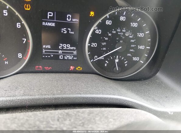 5NPD84LF8HH037412 2017 HYUNDAI ELANTRA Gold Սալոնի հետևի տեսք