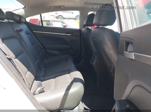 5NPD84LF8HH065050 2017 HYUNDAI ELANTRA Silver Widok naklejki z numerem VIN