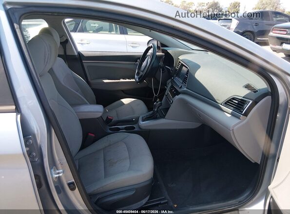 5NPD84LF8HH074489 2017 HYUNDAI ELANTRA Silver Vista interior delantera
