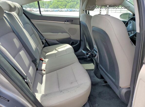 5NPD84LF8JH324917 2018 HYUNDAI ELANTRA Silver Widok tylnych siedzeń