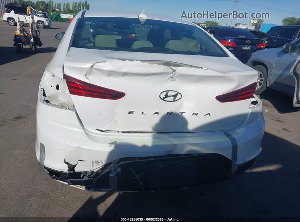 5NPD84LF8KH405109 2019 HYUNDAI ELANTRA White Front view