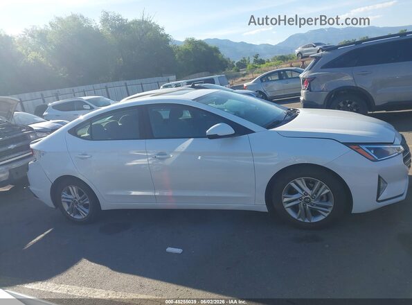 5NPD84LF8KH405109 2019 HYUNDAI ELANTRA White Rear interior view