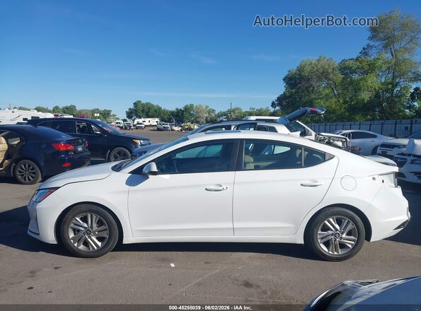 5NPD84LF8KH405109 2019 HYUNDAI ELANTRA White 360 interior view