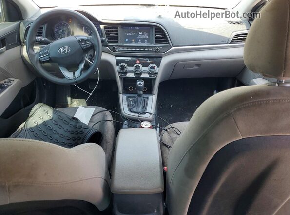 5NPD84LF8KH408088 2019 HYUNDAI ELANTRA Серебряный Вид панели приборов
