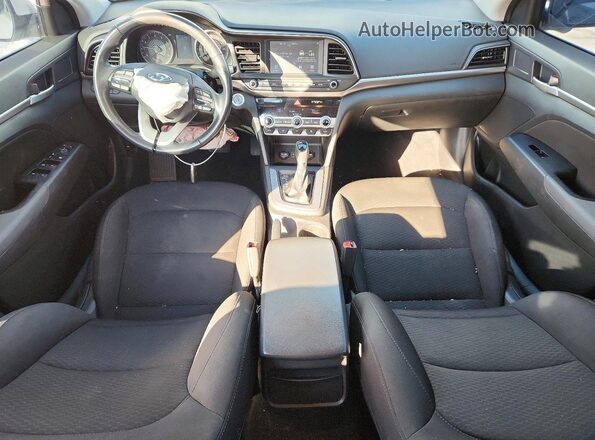 5NPD84LF8LH554881 2020 HYUNDAI ELANTRA Белый Вид панели приборов