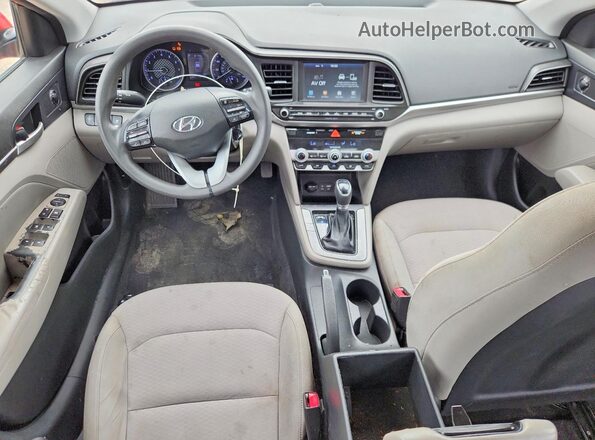5NPD84LF8LH581515 2020 HYUNDAI ELANTRA Красный Вид панели приборов