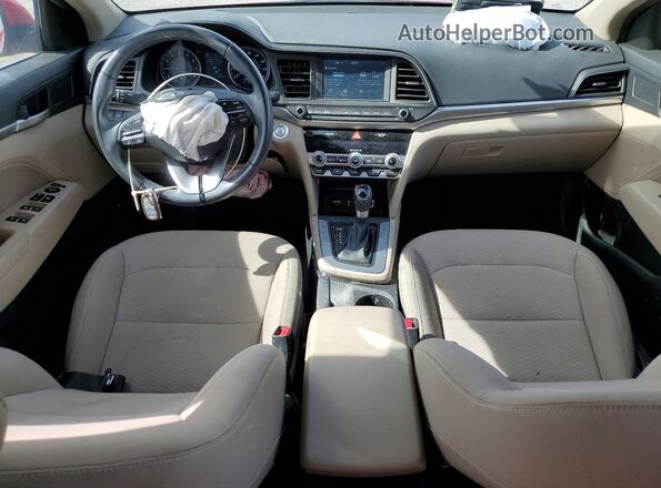 5NPD84LF8LH627506 2020 HYUNDAI ELANTRA Red Widok deski rozdzielczej