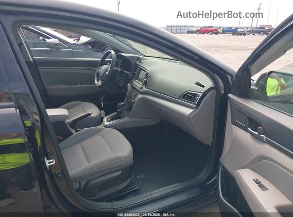 5NPD84LF9HH017878 2017 HYUNDAI ELANTRA Black Вид салону спереду