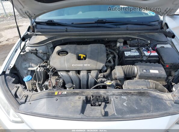 5NPD84LF9HH023681 2017 HYUNDAI ELANTRA Silver Հետևի տեսք