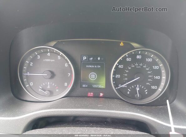 5NPD84LF9HH156926 2017 HYUNDAI ELANTRA Black Հետևի նստատեղերի տեսք