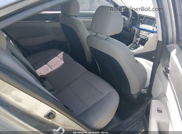 5NPD84LF9JH337739 2018 HYUNDAI ELANTRA Gray VIN կոդի պիտակի տեսք