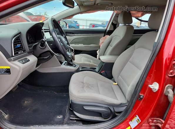 5NPD84LF9JH352628 2018 HYUNDAI ELANTRA Red Front interior view