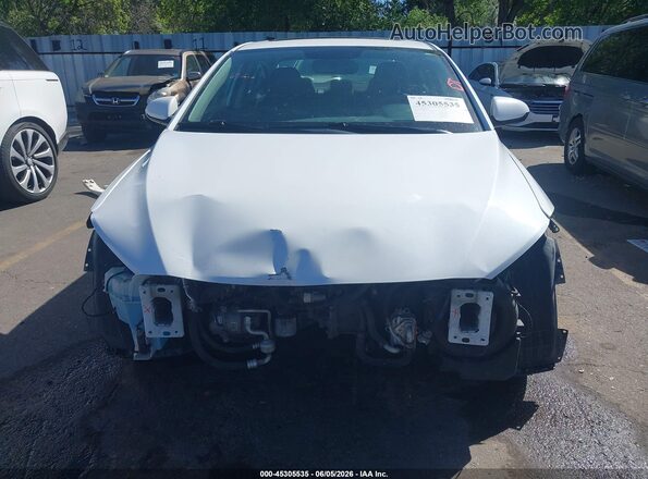 5NPD84LF9JH370384 2018 HYUNDAI ELANTRA White Widok wnętrza z tyłu