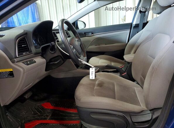 5NPD84LF9JH396645 2018 HYUNDAI ELANTRA Blue Вид салону спереду