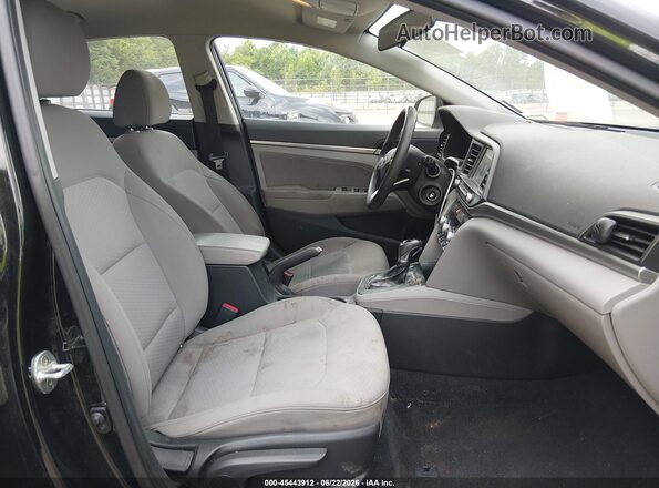 5NPD84LF9LH624727 2020 HYUNDAI ELANTRA Black Вид салону спереду