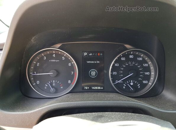5NPD84LFXHH070640 2017 HYUNDAI ELANTRA Black 
