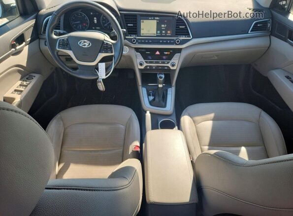 5NPD84LFXHH070749 2017 HYUNDAI ELANTRA Silver 