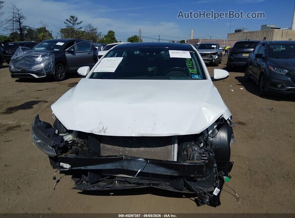 5NPD84LFXHH201114 2017 HYUNDAI ELANTRA White Vista del cuadro de instrumentos