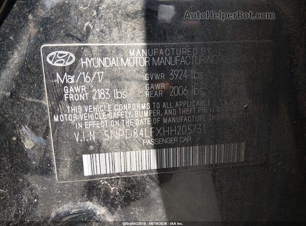 5NPD84LFXHH205731 2017 HYUNDAI ELANTRA Black Շարժիչի բաժամունքի տեսք
