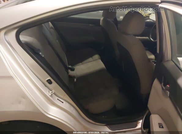 5NPD84LFXJH267281 2018 HYUNDAI ELANTRA Silver VIN sticker view